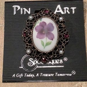 NWT violet cameo pin